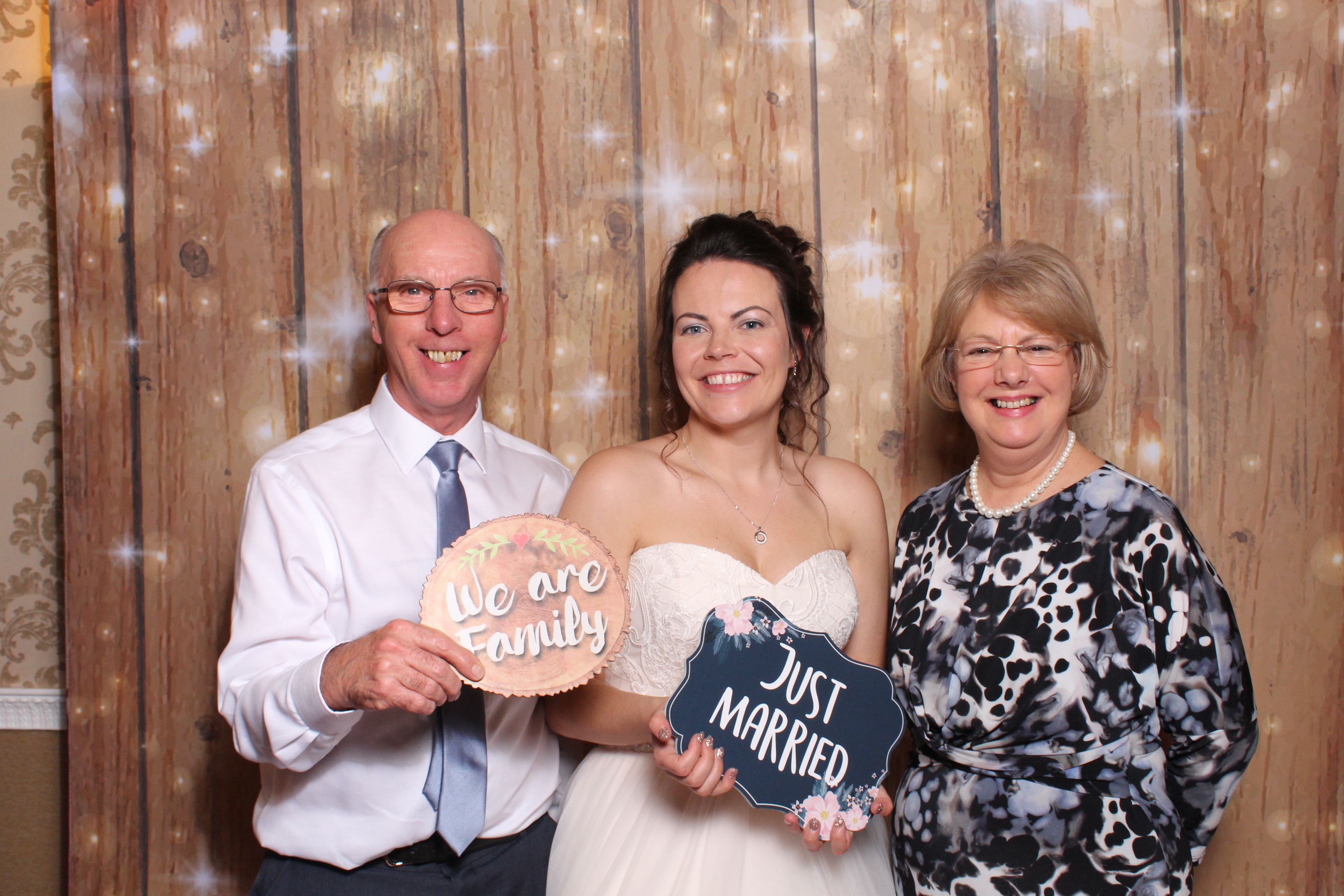 Mr & Mrs Sewell  | View more photos from the event at gallery.magicimages.uk/u/MagicImages/Mr-Mrs-Sewell